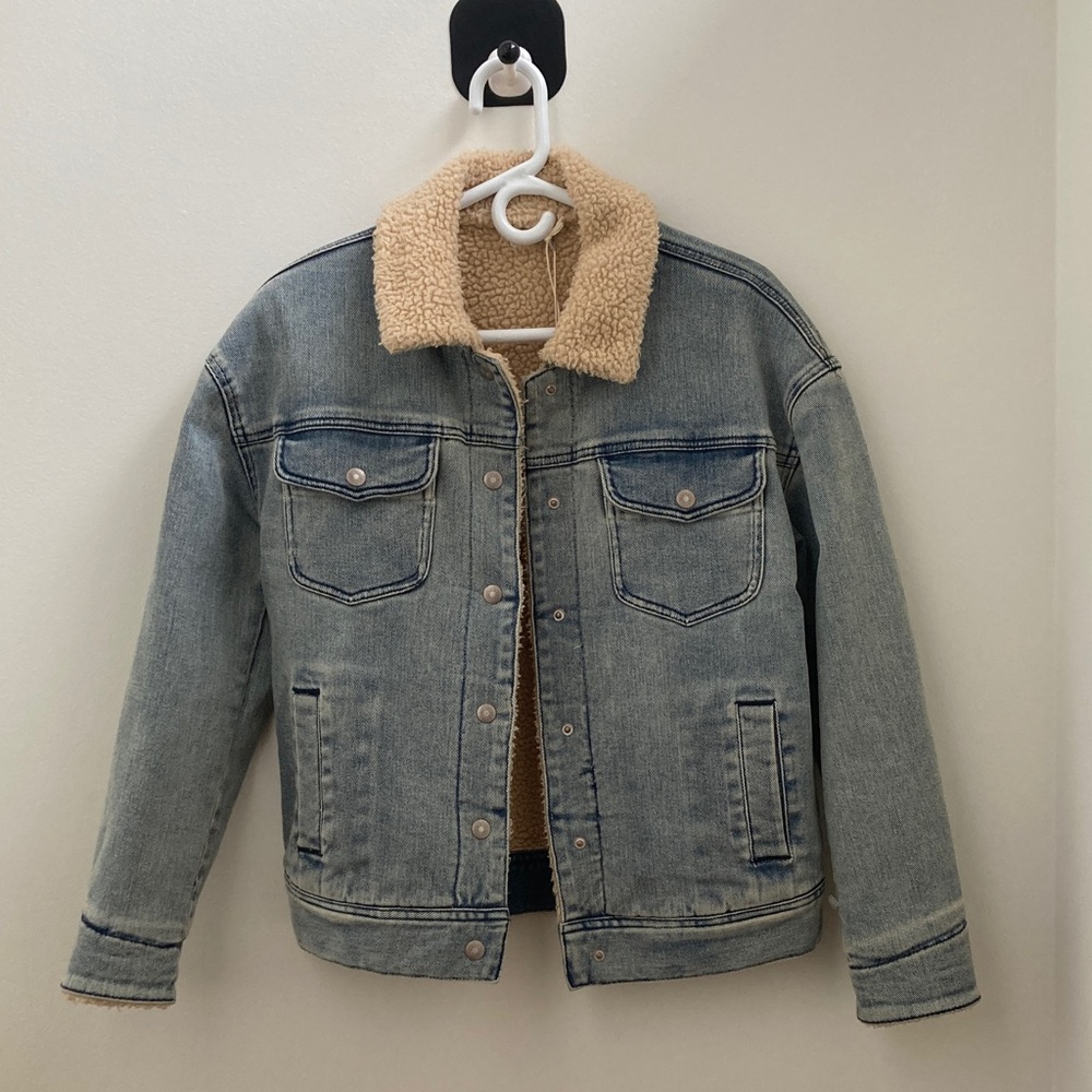 Faherty Light Blue Denim Jacket with Cream Sherpa